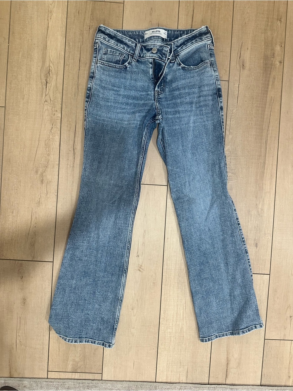 Hollister Mid Rose Relaxes Boot Size 27